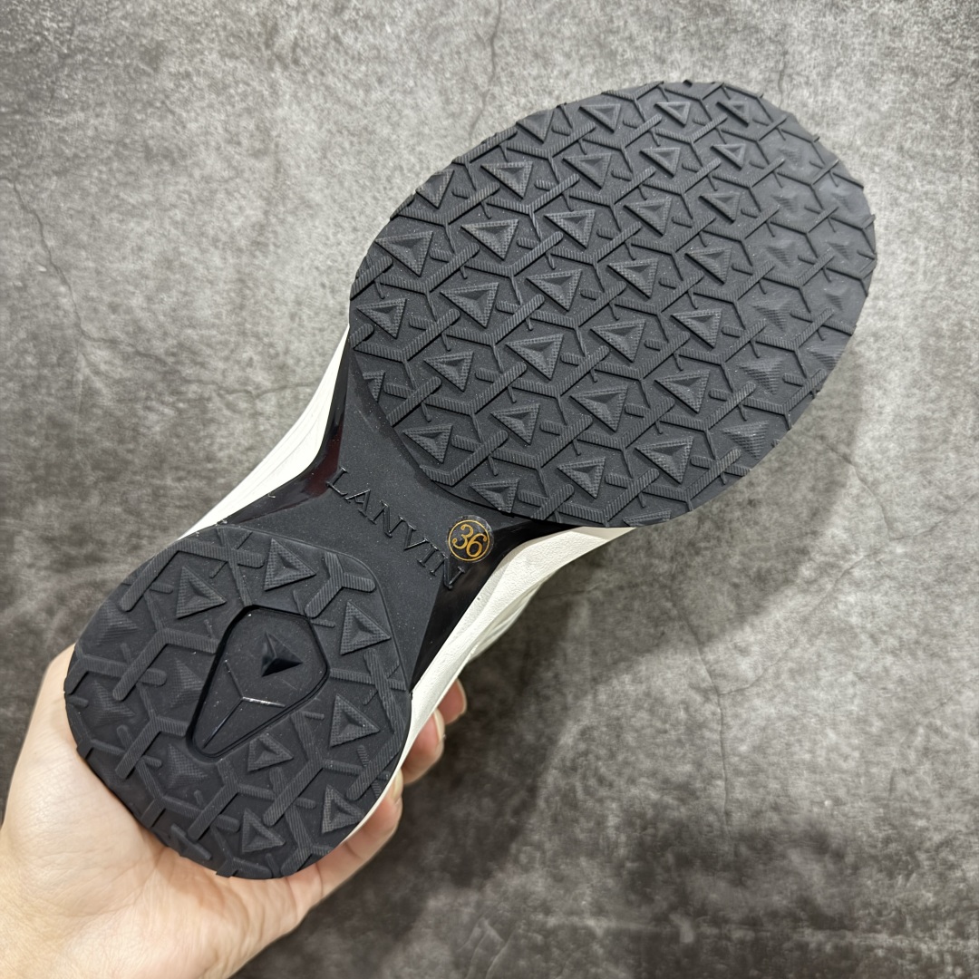  
【莞产礼盒版】Lanvin JLA 浪凡新款四季休闲鞋运动鞋老爹鞋
原版复刻，做工精细，百搭好款上脚