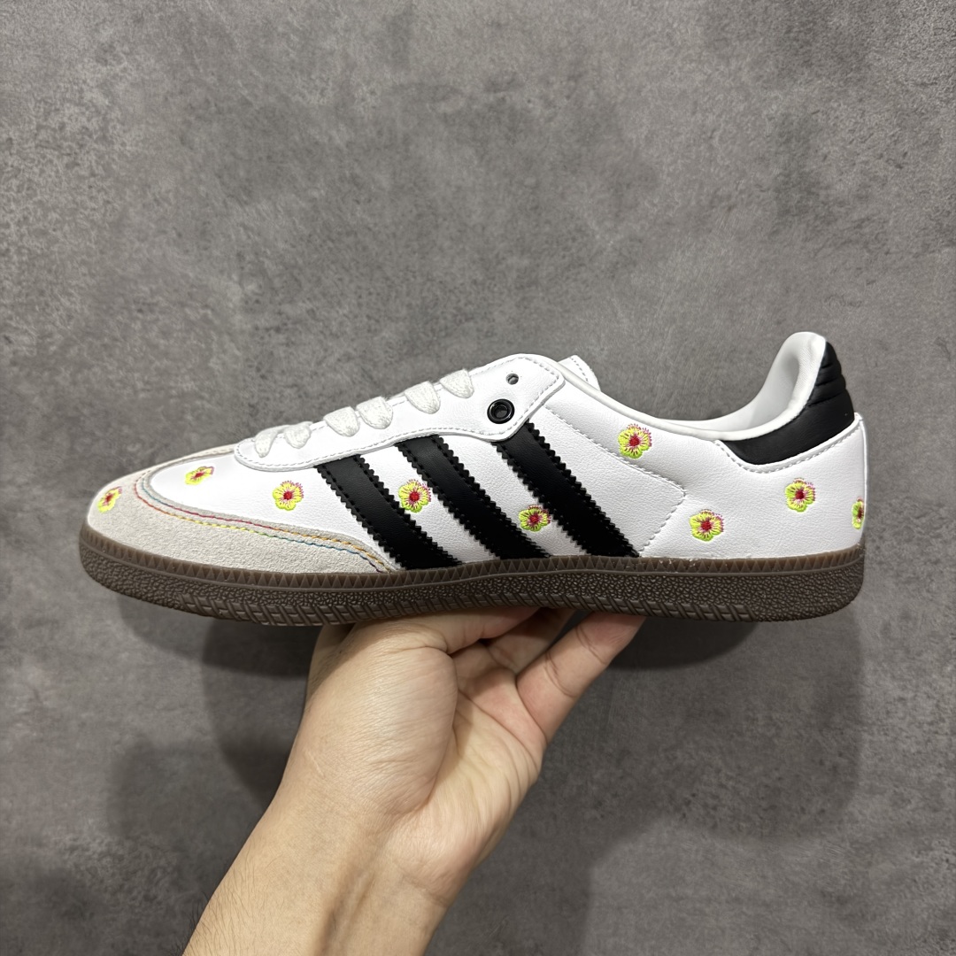 图片[2]-【定制版】Adidas originals Samba OG 灰白小花 此款以简约大方的造型设计，给人以随性休闲的时尚格调，穿着舒适轻便，运动灵活自如，蓝满足日常个性穿搭。 货号：IF4396 尺码：35 36 36.5 37 38 38.5 39 40-选品中心
