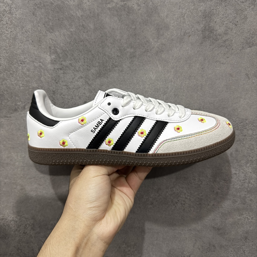 【定制版】Adidas originals Samba OG 灰白小花 此款以简约大方的造型设计,给人以随性休闲的时尚格调,穿着舒适轻便,运动灵活自如,蓝满足日常个性穿搭。 货号:IF4396 尺码:35 36 36.5 37 38 38.5 39 40-选品中心