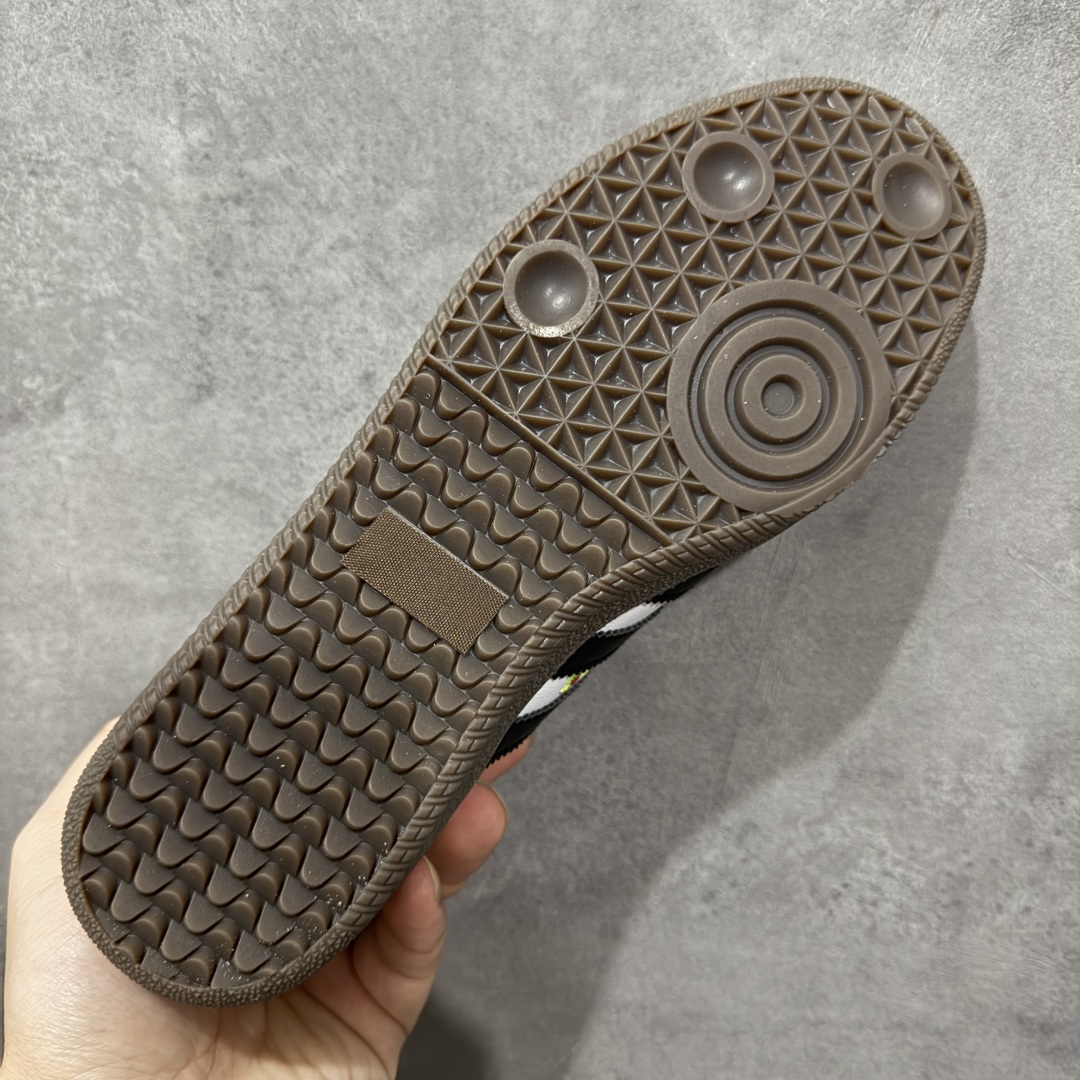 图片[9]-【定制版】Adidas originals Samba OG 灰白小花 此款以简约大方的造型设计，给人以随性休闲的时尚格调，穿着舒适轻便，运动灵活自如，蓝满足日常个性穿搭。 货号：IF4396 尺码：35 36 36.5 37 38 38.5 39 40-选品中心