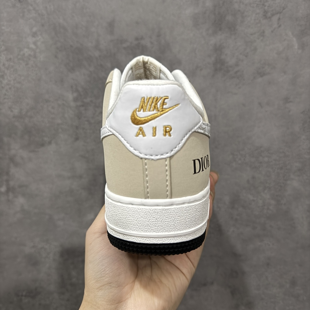 240 定制版Dior x Nike Air Force 1 Low 迪奥 x 耐克 空军一号 低帮 联名奶白黑 休闲运动板鞋 DQ6628-161-Chinese UA Cheap High Quatity Brand Clothes Bags handbags Sneakers wholesale wholesaler seller from China Factory suppliers Fashion Clothing Shoes best Quality Beautiful Price 240 定制版Dior x Nike Air Force 1 Low 迪奥 x 耐克 空军一号 低帮 联名奶白黑 休闲运动板鞋 DQ6628-161