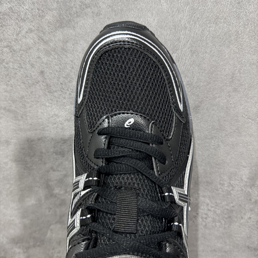 图片[5]-【公司级】Asics/亚瑟士 Gel Sekiran 防滑耐磨 缓震回弹 舒适轻便 支撑 跑鞋 ASICS的亚瑟士运动风尚系列又带来了新的惊喜，Gel Sekiran（凝胶赤炼）运动跑步鞋。这款鞋的设计灵感来自21世纪头十年和第二个十年发布的多款经典跑鞋，包括Gel Nimbus 13、Gel Cumulus 12和Gel Cumulus 17。经典鞋型的细节被巧妙地融入到这款鞋的覆面图案和网面构造中。而鞋底部分则采用了Gel Cumulus 17的鞋底系统，与复古风格的鞋面形成鲜明对比。中底采用FF BLAST™ PLUS ECO缓震材料，提供云感体验；TPU弹性体增强脚趾灵活性，橡胶发泡技术提升回弹性能。适用场景：大体重跑者或需要额外缓震支持的训练场景。 尺码： 36-45含半码 编码： AMB260270-选品中心