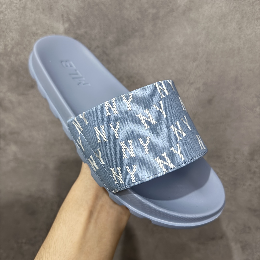 图片[3]-【公司级】MLB 夏季男女拖鞋 25年新款运动沙滩鞋复古老花满标一字拖 家居休闲凉拖鞋 鞋面材质很软很厚，上脚哇塞的舒服😌出去郊游，看电影，逛个街完全都是第一顺位💯下楼倒垃圾🗑️也是贼方便！主要还好看 尺码： 36-40含半码 编码： 131A170180-选品中心