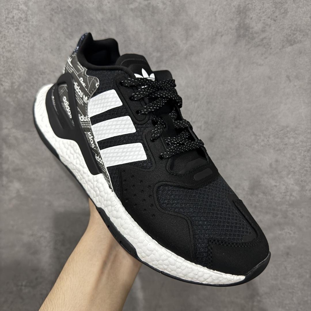 图片[3]-【公司级】阿迪达斯Adidas三叶草 Originals Day Jogger 夜行者系列高弹复古休闲运动跑鞋 原楦型数据开发纸版 网材鞋面搭配合成绒面革饰面 中底嵌入全掌Boost爆米花缓震颗粒材质,棉质脚感体验 科技全副武装，街头运动流行解码 货号：FY6167 尺码：40 40.5 41 42 42.5 43 44 45 编码：TSB210220-选品中心