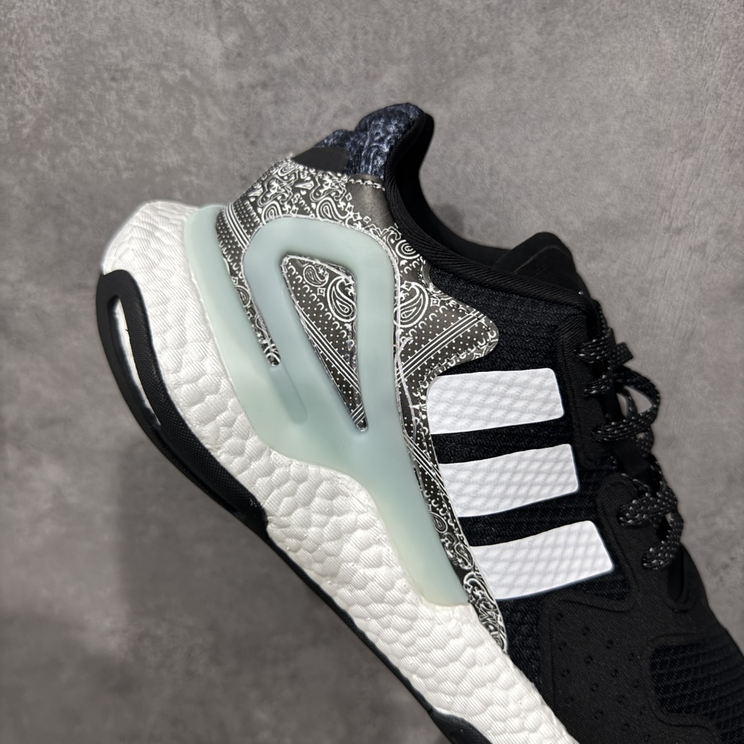 图片[7]-【公司级】阿迪达斯Adidas三叶草 Originals Day Jogger 夜行者系列高弹复古休闲运动跑鞋 原楦型数据开发纸版 网材鞋面搭配合成绒面革饰面 中底嵌入全掌Boost爆米花缓震颗粒材质,棉质脚感体验 科技全副武装，街头运动流行解码 货号：FY3028 尺码：40 40.5 41 42 42.5 43 44 45 编码：TSB210220-选品中心