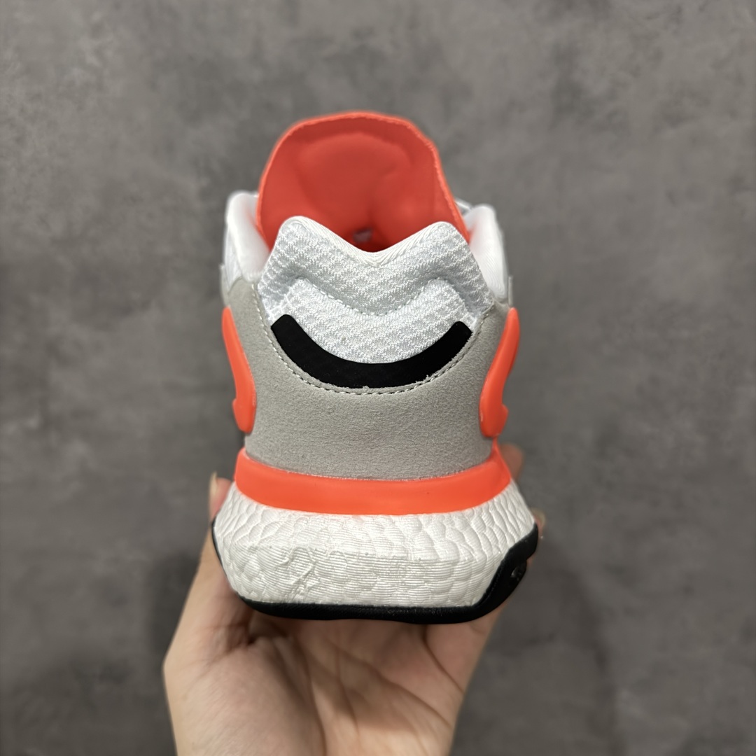 图片[4]-【公司级】阿迪达斯Adidas三叶草 Originals Day Jogger 夜行者系列高弹复古休闲运动跑鞋 原楦型数据开发纸版 网材鞋面搭配合成绒面革饰面 中底嵌入全掌Boost爆米花缓震颗粒材质,棉质脚感体验 科技全副武装，街头运动流行解码 货号：FY0237 尺码：40 40.5 41 42 42.5 43 44 45 编码：TSB210220-选品中心