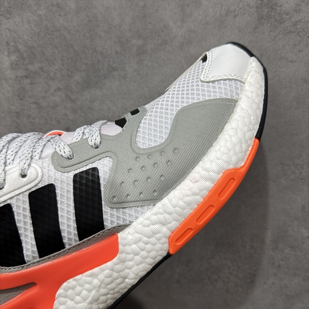 图片[6]-【公司级】阿迪达斯Adidas三叶草 Originals Day Jogger 夜行者系列高弹复古休闲运动跑鞋 原楦型数据开发纸版 网材鞋面搭配合成绒面革饰面 中底嵌入全掌Boost爆米花缓震颗粒材质,棉质脚感体验 科技全副武装，街头运动流行解码 货号：FY0237 尺码：40 40.5 41 42 42.5 43 44 45 编码：TSB210220-选品中心