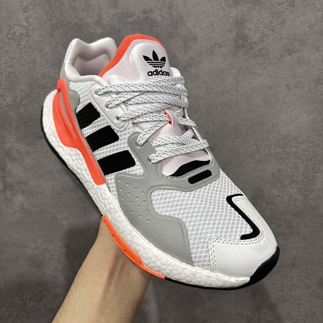 图片[3]-【公司级】阿迪达斯Adidas三叶草 Originals Day Jogger 夜行者系列高弹复古休闲运动跑鞋 原楦型数据开发纸版 网材鞋面搭配合成绒面革饰面 中底嵌入全掌Boost爆米花缓震颗粒材质,棉质脚感体验 科技全副武装，街头运动流行解码 货号：FY0237 尺码：40 40.5 41 42 42.5 43 44 45 编码：TSB210220-选品中心