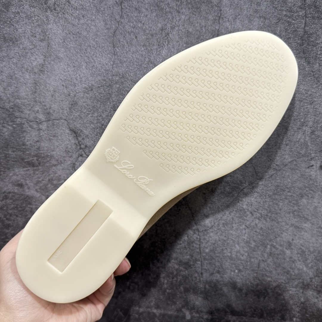  
【纯原】Loro Piana LP Walk Low 生活系列低帮复古百搭德训风休闲运动板鞋一脚蹬
