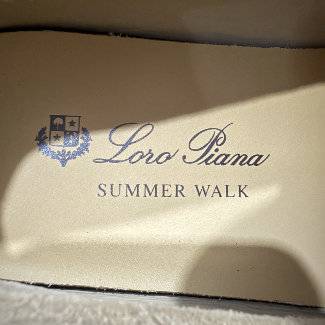  
【纯原】Loro Piana LP Walk Low 生活系列低帮复古百搭德训风休闲运动板鞋一脚蹬
