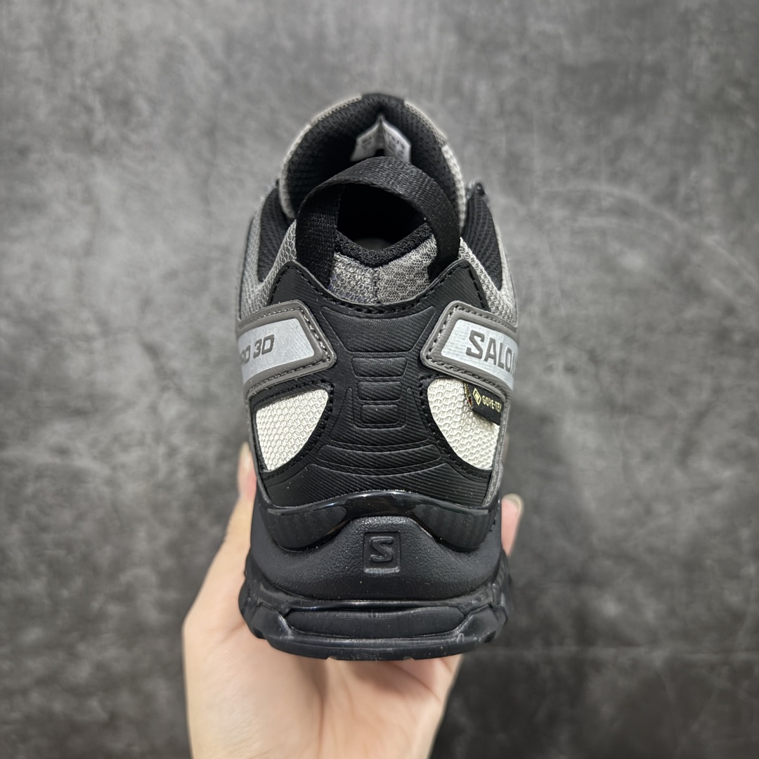 图片[4]-【巅峰版】SALOMON XA Pro 3D 灰黑色 475875 萨洛蒙潮流越野机能户外功能鞋 纯原外贸平台特供订单 耗时半年巨作 全套原纸板楦头开发 原厂特供网布配套加持 确保原汁原味 完美呈现版型 原档数据独家私模五层组合大底 男女鞋同步官方开发 原装Ortholite轻量化鞋垫 中底布带钢印编号 原厂TPU锁扣 进口港宝加持 后跟自然饱满 还原公司包裹性 鞋面采用SENSIFT贴合技术 全方位贴合包裹脚型 鞋跟部鞋底牵引设计 提供强大的抓地性能 更适应野外崎岖不平的道路 其3D ADVANCED CHASSIS底盘 材料轻量大化 钉齿设计更具稳定性 防护性 鞋底易磨损区运用CONTAGRIP高耐磨材料 应对城市硬质路面长距离跑考验 尺码：36 36.5 37.5 38 38.5 39 40 40.5 41 42 42.5 43 44 44.5 45-选品中心