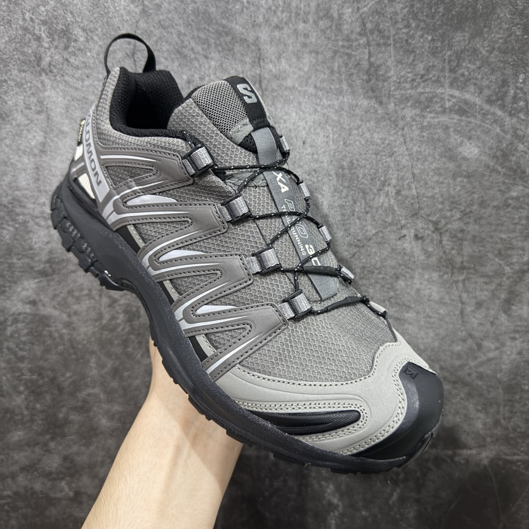 图片[3]-【巅峰版】SALOMON XA Pro 3D 灰黑色 475875 萨洛蒙潮流越野机能户外功能鞋 纯原外贸平台特供订单 耗时半年巨作 全套原纸板楦头开发 原厂特供网布配套加持 确保原汁原味 完美呈现版型 原档数据独家私模五层组合大底 男女鞋同步官方开发 原装Ortholite轻量化鞋垫 中底布带钢印编号 原厂TPU锁扣 进口港宝加持 后跟自然饱满 还原公司包裹性 鞋面采用SENSIFT贴合技术 全方位贴合包裹脚型 鞋跟部鞋底牵引设计 提供强大的抓地性能 更适应野外崎岖不平的道路 其3D ADVANCED CHASSIS底盘 材料轻量大化 钉齿设计更具稳定性 防护性 鞋底易磨损区运用CONTAGRIP高耐磨材料 应对城市硬质路面长距离跑考验 尺码：36 36.5 37.5 38 38.5 39 40 40.5 41 42 42.5 43 44 44.5 45-选品中心