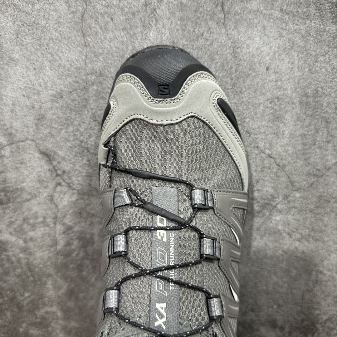 图片[5]-【巅峰版】SALOMON XA Pro 3D 灰黑色 475875 萨洛蒙潮流越野机能户外功能鞋 纯原外贸平台特供订单 耗时半年巨作 全套原纸板楦头开发 原厂特供网布配套加持 确保原汁原味 完美呈现版型 原档数据独家私模五层组合大底 男女鞋同步官方开发 原装Ortholite轻量化鞋垫 中底布带钢印编号 原厂TPU锁扣 进口港宝加持 后跟自然饱满 还原公司包裹性 鞋面采用SENSIFT贴合技术 全方位贴合包裹脚型 鞋跟部鞋底牵引设计 提供强大的抓地性能 更适应野外崎岖不平的道路 其3D ADVANCED CHASSIS底盘 材料轻量大化 钉齿设计更具稳定性 防护性 鞋底易磨损区运用CONTAGRIP高耐磨材料 应对城市硬质路面长距离跑考验 尺码：36 36.5 37.5 38 38.5 39 40 40.5 41 42 42.5 43 44 44.5 45-选品中心