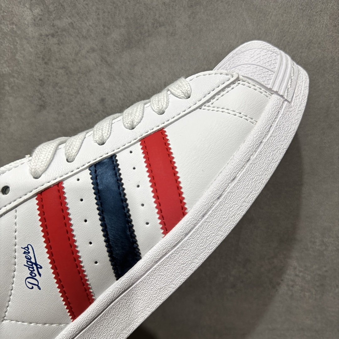  
【定制版】AD Originals Superstar x 贝壳头 MLB
采用全新头层拼接皮革材质