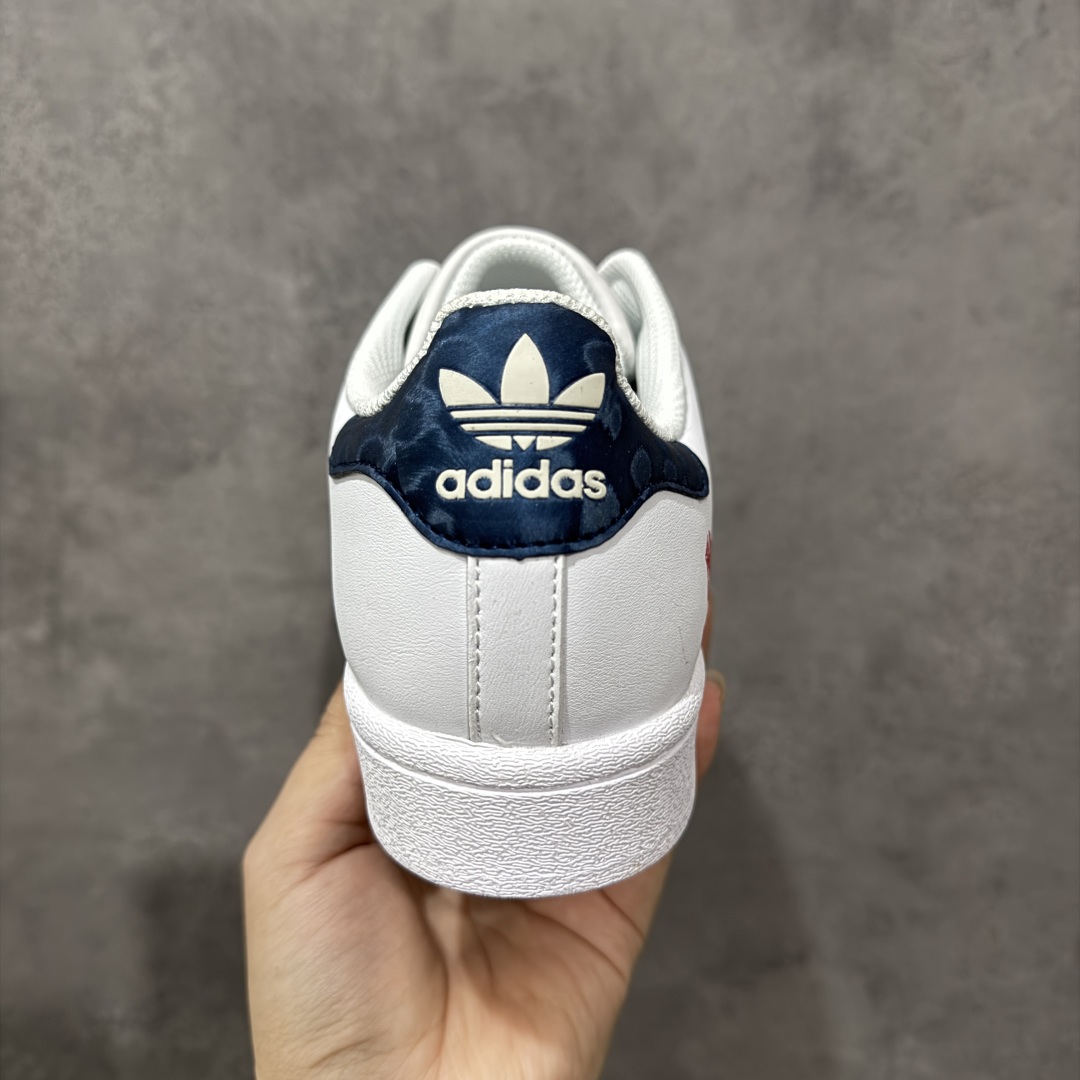  
【定制版】AD Originals Superstar x 贝壳头 MLB
采用全新头层拼接皮革材质
