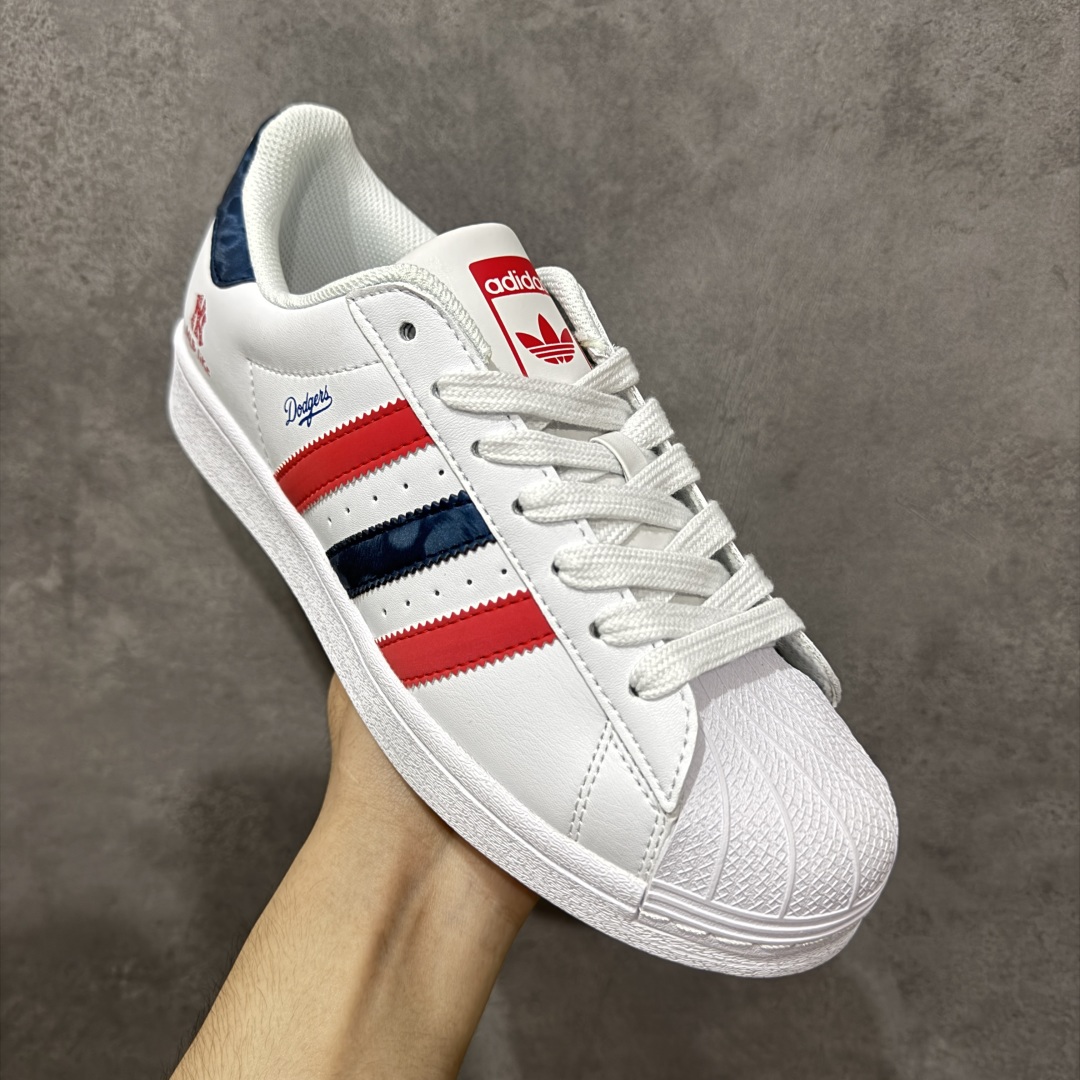  
【定制版】AD Originals Superstar x 贝壳头 MLB
采用全新头层拼接皮革材质