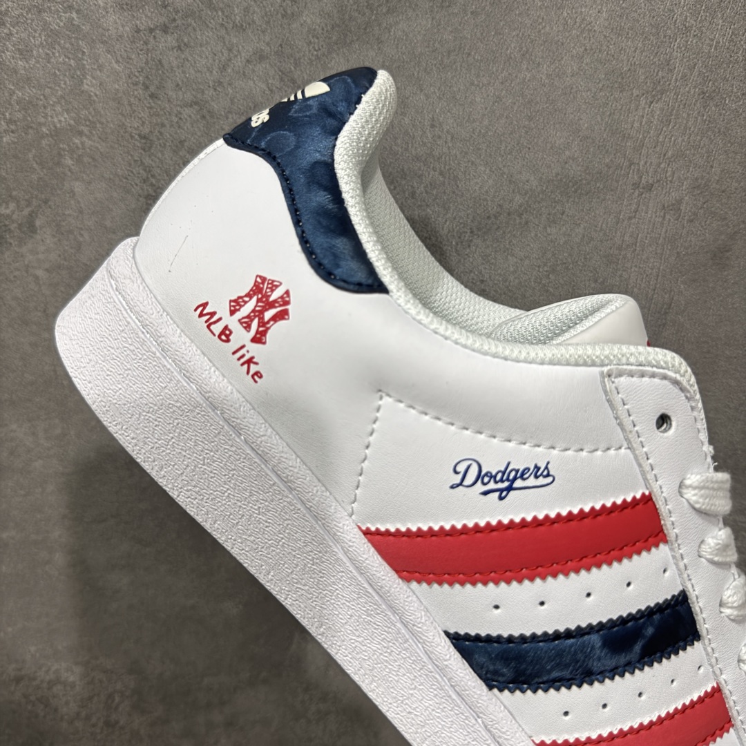  
【定制版】AD Originals Superstar x 贝壳头 MLB
采用全新头层拼接皮革材质