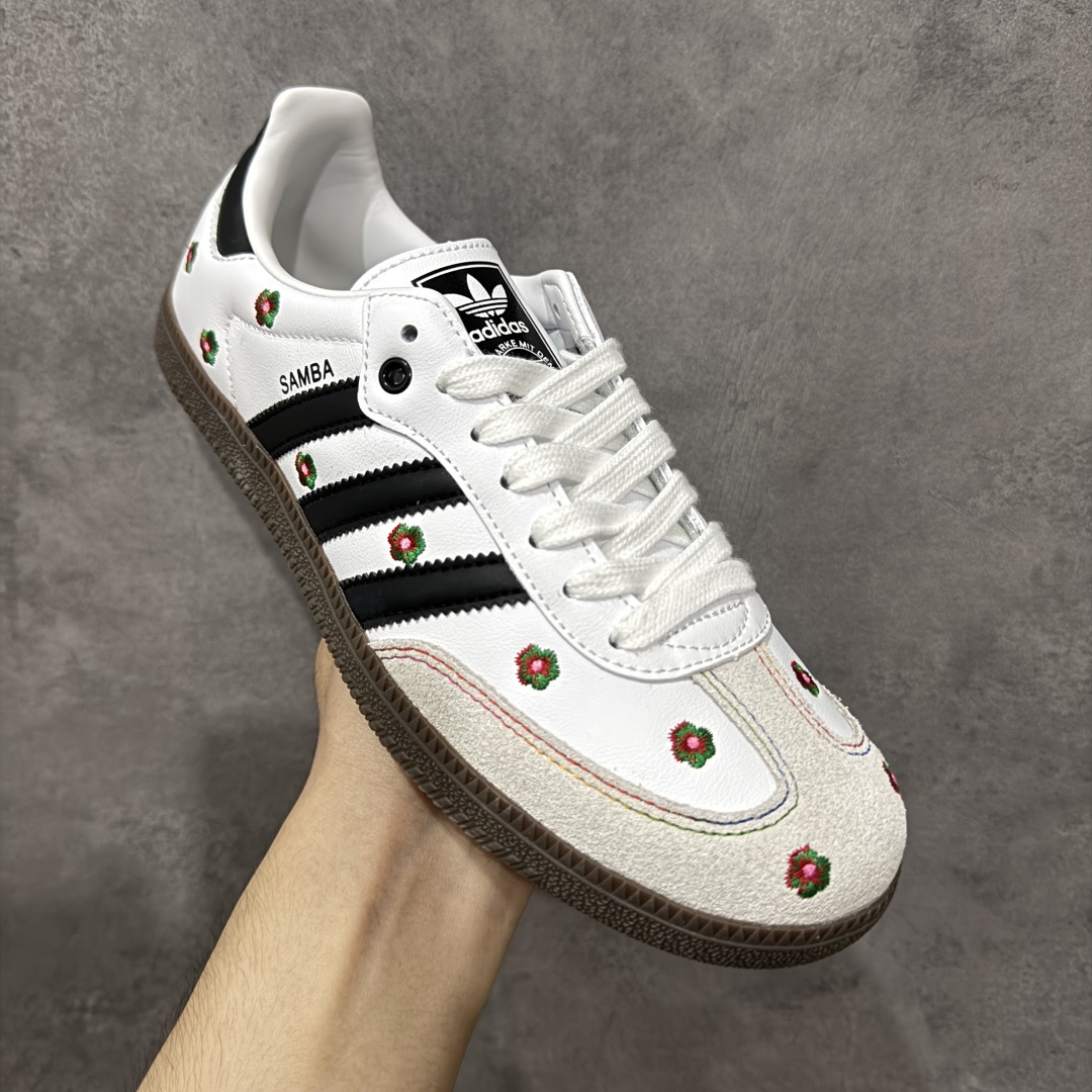  
【定制版】Adidas originals Samba OG 灰白小花
此款以简约大方的造型设计，给