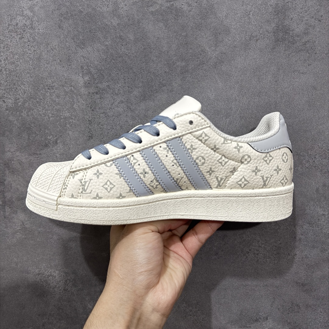  
【定制版】AD Originals Superstar x Louis Vuitton 米灰
采用全