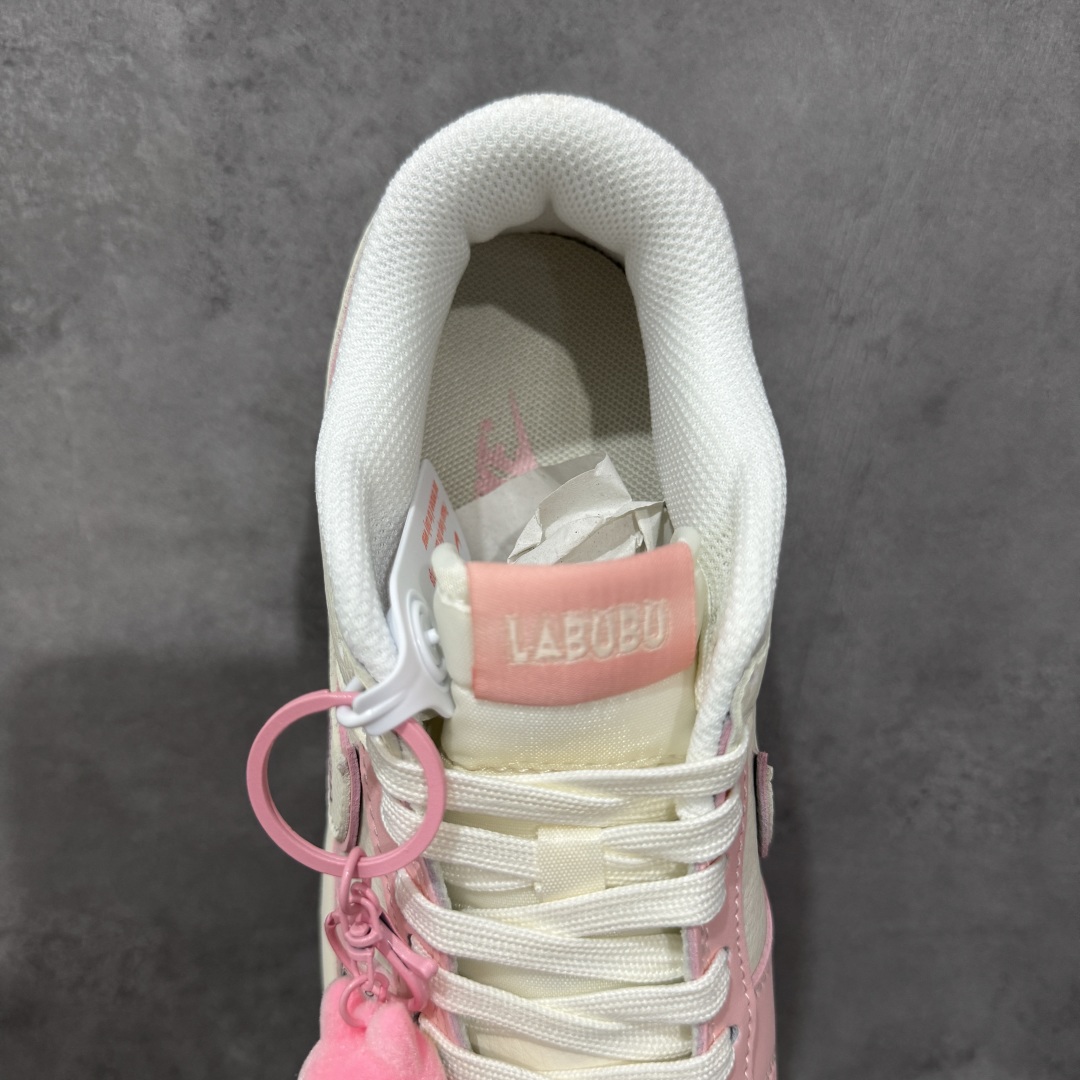   
【定制版】NIKE SB Dunk Low RETRO x LABUBU 粉白
纯原大厂出品 极力