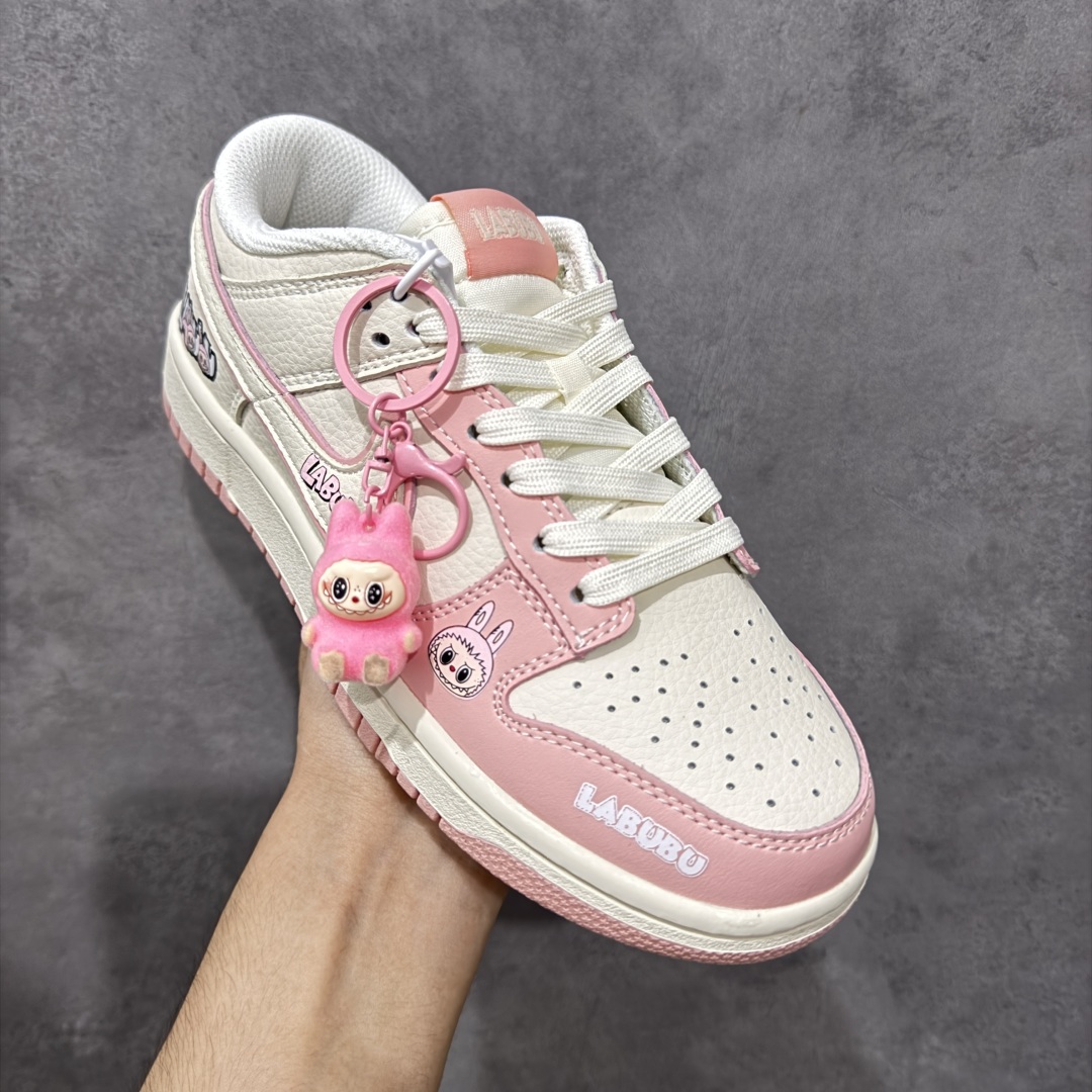   
【定制版】NIKE SB Dunk Low RETRO x LABUBU 粉白
纯原大厂出品 极力