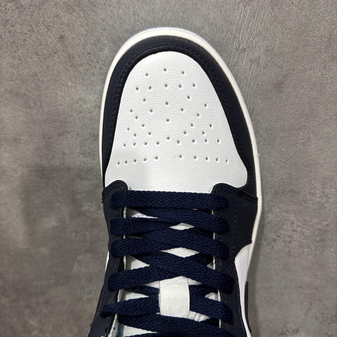 图片[5]-【S版性价比】Air Jordan 1 Low 白蓝 AJ1乔1低帮休闲板鞋 同步官方配色 头层皮打造 原鞋原档案开发 原档冲孔鞋头 正确满胶鞋垫 四线拉帮 原厂织唛标 鞋舌高弹海绵填充。 货号：553558 149 尺码： 36 36.5 37.5 38 38.5 39 40 40.5 41 42 42.5 43 44 45 46-选品中心