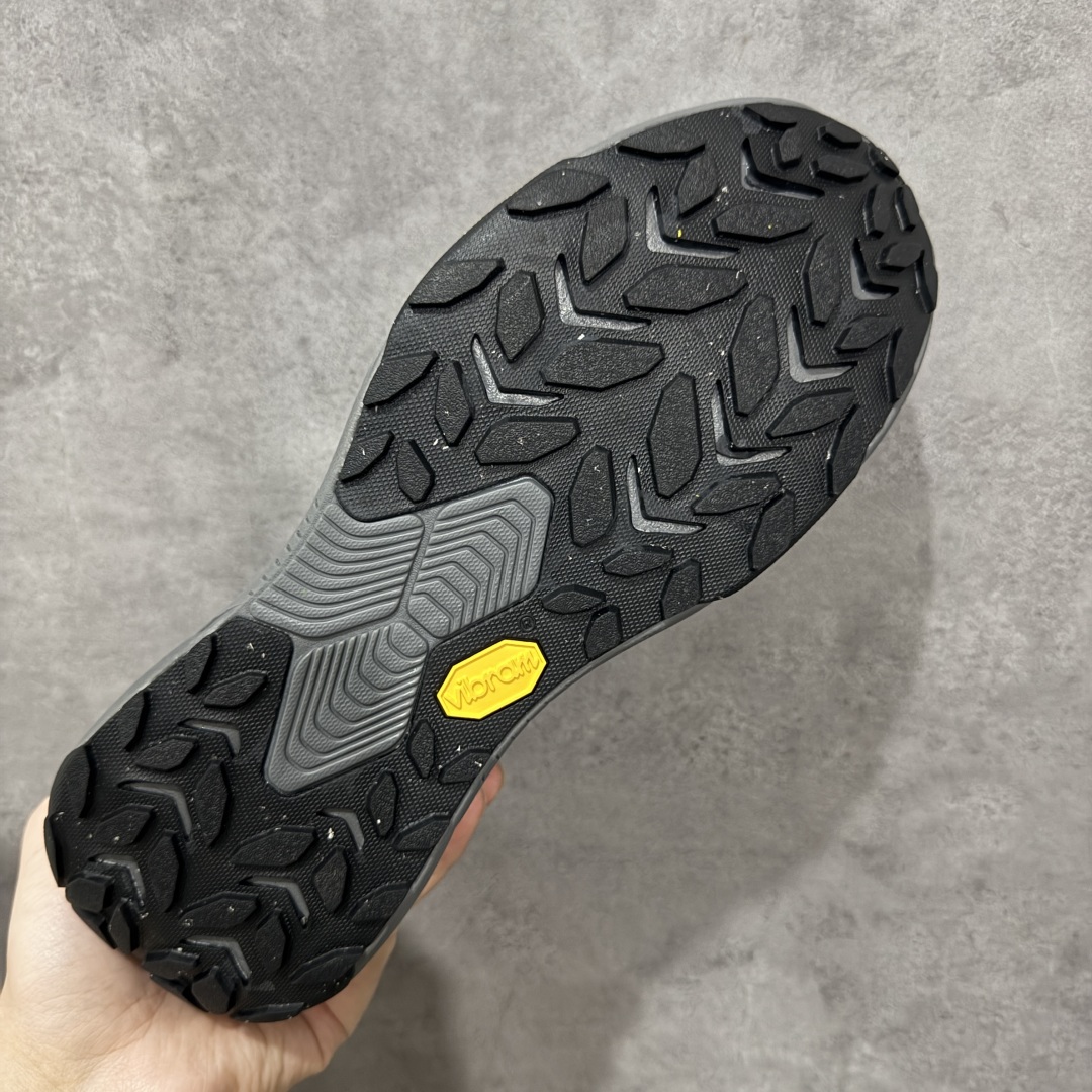 图片[9]-【公司级】HOKA霍卡 HOKA Project Transport全新户外鞋款 整体鞋面采用防撕裂材质，并覆盖快速系带系统的护罩，呈现简约流畅且具备防水性能 尺码：36-45含半码-选品中心