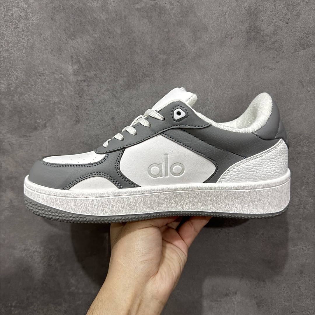 图片[2]-【顶级K版】Alo Yoga Recovery Mode 舒适简约 防滑耐磨 低帮 板鞋 男女同款 25s 春夏新款 小白鞋厚底舒适休闲款 alo比耐克更懂女生！上脚超级百搭！而且超级舒适！是厚底款但是上脚一点都不沉重！ 非常轻便！套上袜套搭配更好看！而且还是明星同款推荐～上脚增高显腿细！ 超级适合我们小个子女生～鞋子整体也是经典的拼色撞色设计搭配鞋面细腻的真皮纹路肌理感！！ 材质：牛皮内里羊里 大底：纯天然橡胶大底 尺码：36-45-选品中心