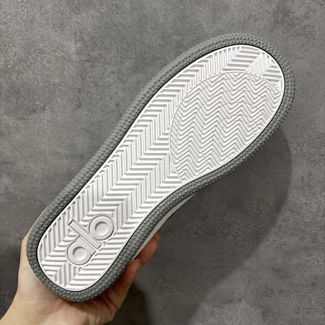 图片[9]-【顶级K版】Alo Yoga Recovery Mode 舒适简约 防滑耐磨 低帮 板鞋 男女同款 25s 春夏新款 小白鞋厚底舒适休闲款 alo比耐克更懂女生！上脚超级百搭！而且超级舒适！是厚底款但是上脚一点都不沉重！ 非常轻便！套上袜套搭配更好看！而且还是明星同款推荐～上脚增高显腿细！ 超级适合我们小个子女生～鞋子整体也是经典的拼色撞色设计搭配鞋面细腻的真皮纹路肌理感！！ 材质：牛皮内里羊里 大底：纯天然橡胶大底 尺码：36-45-选品中心