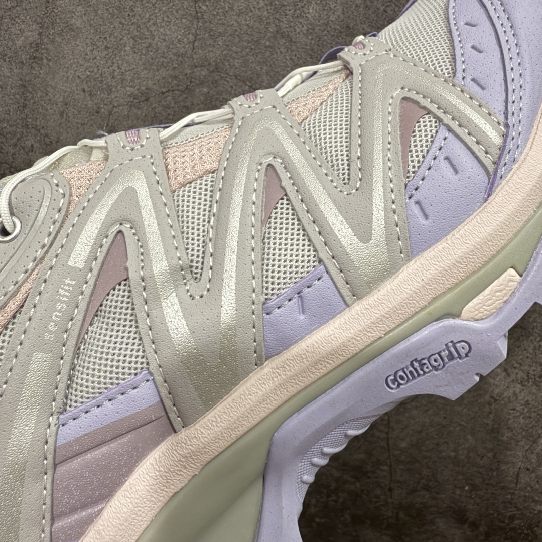 图片[4]-【绿x升级版】Salomon XT-QUEST ADV 萨洛蒙情侣款户外机能鞋 薰衣草紫 马卡龙配色491259 全新绿x升级版 品质大改进 ‼️ 全鞋改进为原厂一致材料打造 全新修长鞋型 相对老版臃肿鞋型 此版的版型更正 全新玻璃冲刀 清洁度提升 同步原版左右鞋带孔的间距加大（之前老版间距太小） 网面与鞋头材料校对一致无色差（老版网面有色差） 鞋后跟反口V字定型同步zp（老版臃肿为U字后跟反口） 鞋舌两侧鞋帮脚踝处更加直挺（之前老版往中间踏） 鞋盒黑盒改正为原版牛皮纸鞋盒 鞋头处添加☯️太极标 所有细节多次修改校正 坚持同步原版无差别 毋庸置疑全市场最好的版本💪🏻终端优势供应 尺码：36 36.5 37.5 38 38.5 39 40-选品中心