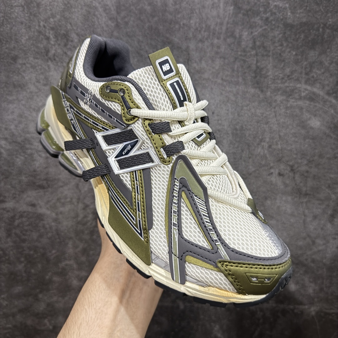 图片[4]-【GS纯原】新百伦 New Balance M1906系列 复古运动鞋单品宝藏老爹鞋 U1906ANC 高端品质 正确六层组合底 市场唯一防伪蓝光跳码鞋标💪🏻 作为NB最经典的档案鞋型之一，与2002一样，1906有着NB最成熟的技术加持和复古款式，而本次推出的版本参照2002r的定位，相信会在性价两端做出权衡。单从造型上来看，依旧是vibe风格，味道很正，细节也很酷，这双1906r无疑必能打入复古跑鞋爱好者的年度鞋款名录。 尺码：36-45半-选品中心