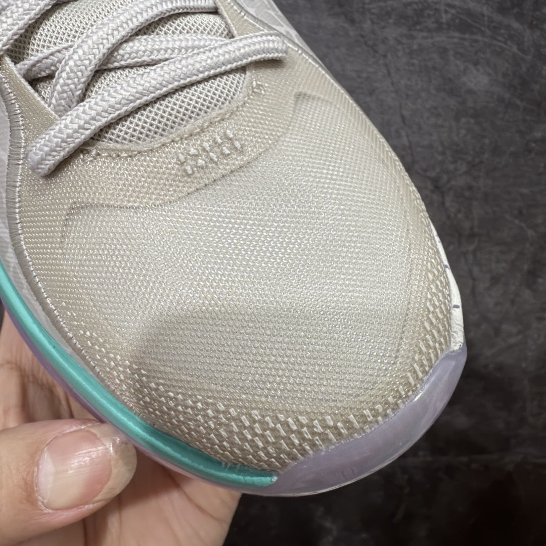 图片[5]-【Max/灭世纯原】NK Sabrina 2 萨布丽娜二代签名减震防滑低帮篮球鞋 Titan联名 HQ1846-001 革新登场🌪🔝颠覆革新出货‼️缓震配置独家革新！实战属性直接拉满👊🏻实战天花板上限再度提升！实战亲测-性能体验吊打国产同价位鞋款 ⚫️前掌扇形zoom➕增配中足抗扭片➕增配后掌马蹄ZOOM气垫（正品仅配置前掌扇形zoom） 完美解决 正品抗扭不足问题 ⚫️采用科比5代鞋楦以及龙骨数据打造！前后落差仅6mm！小科5实至名归！ ⚫️鞋身➕鞋头增配高频补强层，提升鞋头以及脚踝支撑性 ⚫️鞋垫采用高弹缓震垫材质-磨合一场直接贴合脚型☑️ ⚫️外底加厚2mm，升级止滑配方，磨合一次，抓地原地起飞 后卫旗舰有且只在灭世纯原（支持市场任意货品正面PK） 真材实料，肉眼可见！革新升级绝非空穴来风！灭世纯原内外兼修，用态度诠释最强实战货品👊🏻 尺码：39-46（尺码建议：标准亚洲楦 无需大半码）-选品中心