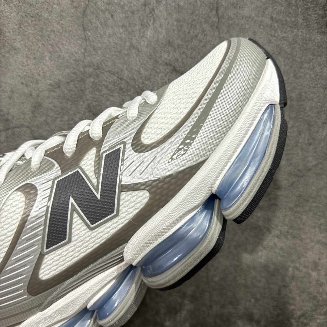 图片[6]-【纯原版】New Balance 新百伦 NB2000 网面休闲鞋 U2000AA NB官方重磅新品 一款融合复古设计与现代科技的跑鞋，以其经典的造型和舒适脚感，成为2025年复古潮流爱好的推荐单品。 极具视觉冲击力的5根ABZORB单元，以及无缝鞋面的设计，加上3M反光材质的装饰，比之前推出的9060系列更夸张，更具未来感。 货号：U2000AA 尺码：36-46.5-选品中心