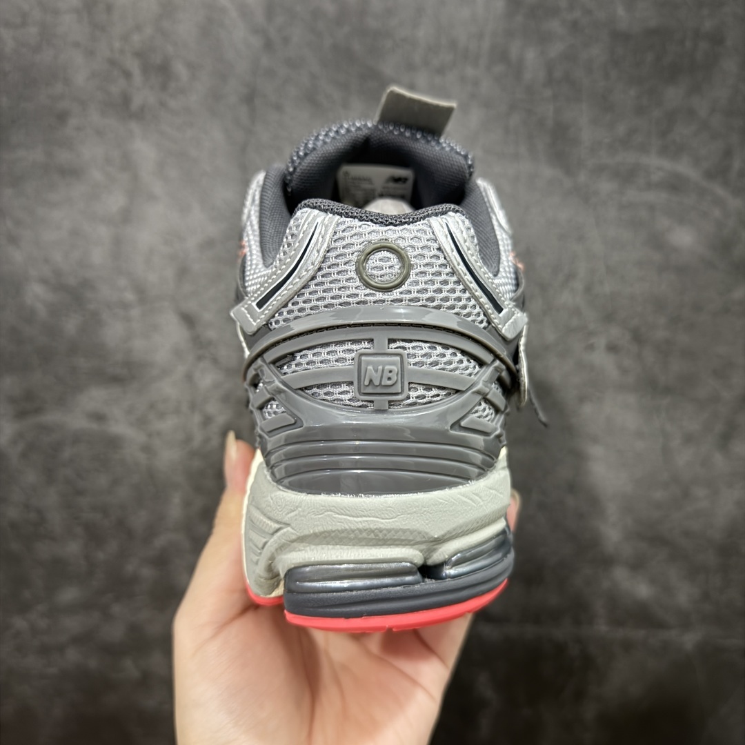 图片[4]-【GS纯原】新百伦 New Balance M1906系列 复古运动鞋单品宝藏老爹鞋 U1906AC 高端品质 正确六层组合底 市场唯一防伪蓝光跳码鞋标💪🏻 作为NB最经典的档案鞋型之一，与2002一样，1906有着NB最成熟的技术加持和复古款式，而本次推出的版本参照2002r的定位，相信会在性价两端做出权衡。单从造型上来看，依旧是vibe风格，味道很正，细节也很酷，这双1906r无疑必能打入复古跑鞋爱好者的年度鞋款名录。 尺码：36-45半-选品中心