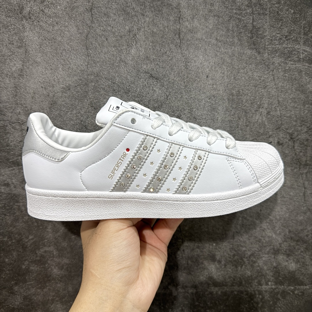    
【纯原版】Adidas Originals Superstar 全新配色 白银钻
贝壳头休闲板鞋