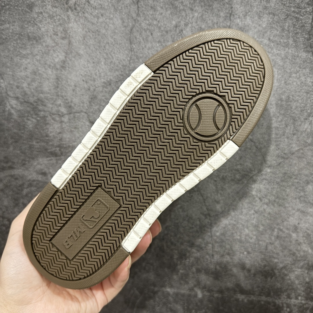 图片[9]-【纯原版】韩国洋基队NY大标潮流老爹鞋 MLB小白鞋市面上唯一顶级纯原版本 原材料打造 原楦原档案数据开发版型 完美鞋头弧度/后套收口效果🆚市面文案版本‼️ 原厂立体填充鞋舌海绵 中底注胶孔原数据开发模具大底 原厂转印标 保证不掉字 内增高6cm 原厂1：1模具开发 原厂进口纳米材质 原厂 全套手提袋 原盒雷射防伪标包装 天猫订单品质 官网尺码35 36 36.5 37.5 38 38.5 39 40 40.5 41 42 42.5 43 44 44.5 45-选品中心