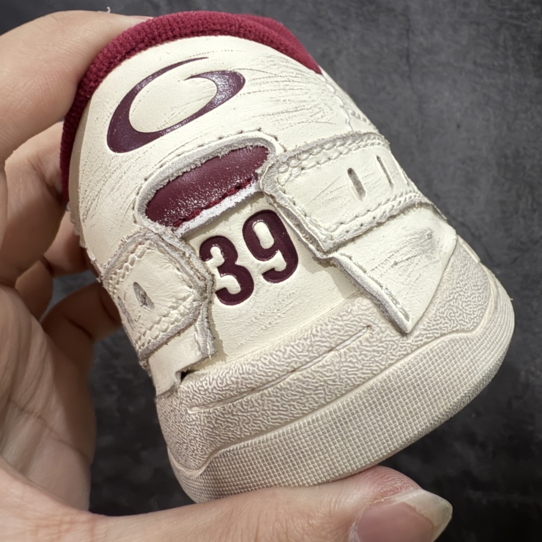 图片[2]-【莞顶礼盒版】Balenciag 巴黎世家18代 最新Hamptons系列 情侣款 破损 做旧 休闲 运动鞋 莞产出品 非工厂出货 品质细节比工厂版本都要好很多 自行对比 原版购入开发做货 配送专柜精美包装手提袋🛍📦 ▪️面料： 原版定制进口头层牛皮 ▪️内里：进口透气毛巾绒里 ▪️鞋底：原版开模防滑橡胶材质 ▪️底厚：3CM ▪️尺码： 女款35-41 / 男款39-45-选品中心