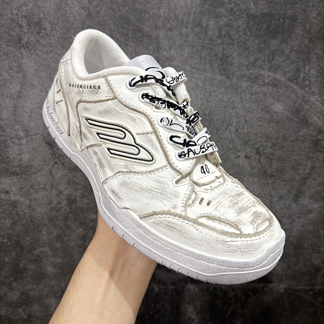 图片[3]-【莞顶礼盒版】Balenciag 巴黎世家18代 最新Hamptons系列 情侣款 破损 做旧 休闲 运动鞋 莞产出品 非工厂出货 品质细节比工厂版本都要好很多 自行对比 原版购入开发做货 配送专柜精美包装手提袋🛍📦 ▪️面料： 原版定制进口头层牛皮 ▪️内里：进口透气毛巾绒里 ▪️鞋底：原版开模防滑橡胶材质 ▪️底厚：3CM ▪️尺码： 女款35-41 / 男款39-45-选品中心