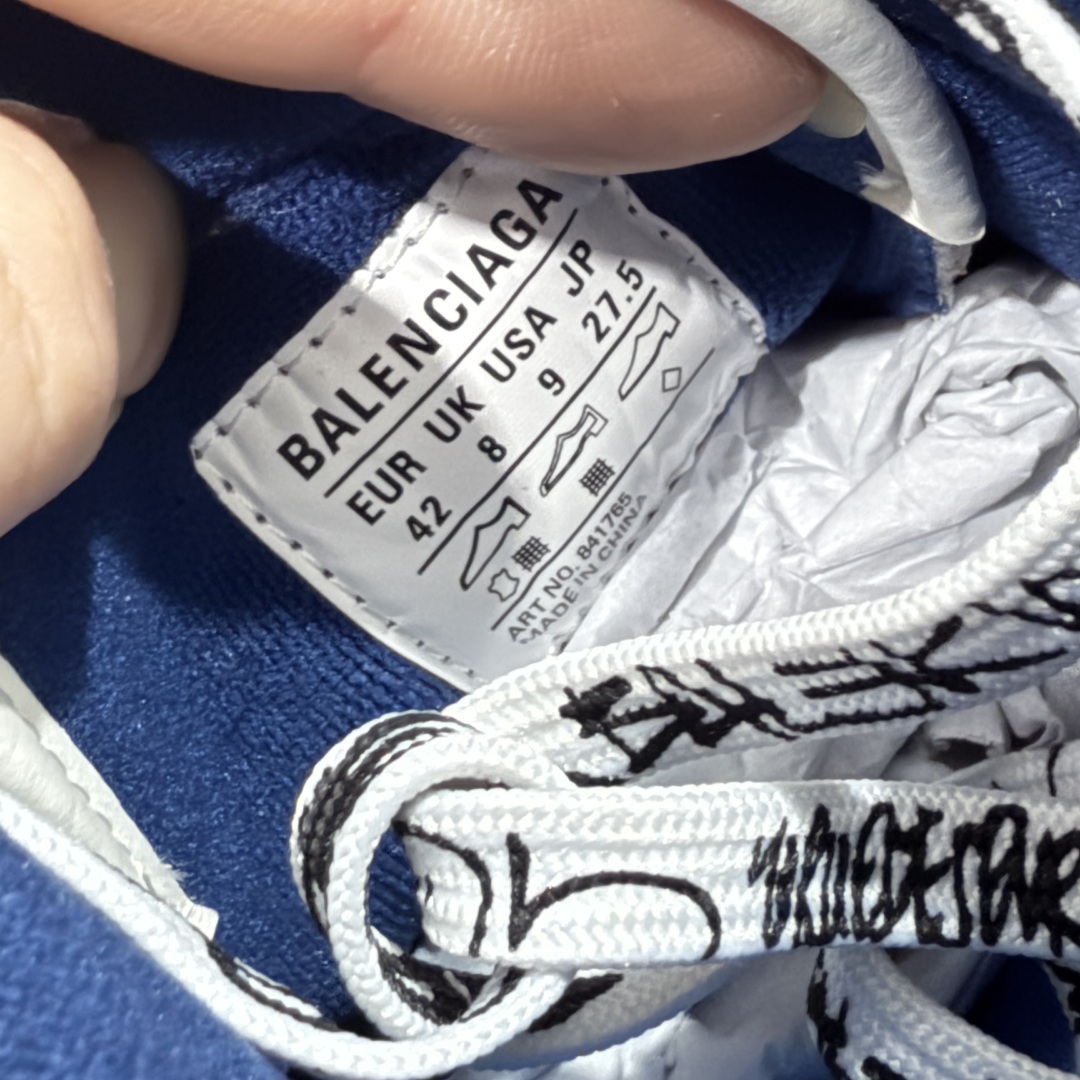 图片[7]-【莞顶礼盒版】Balenciag 巴黎世家18代 最新Hamptons系列 情侣款 破损 做旧 休闲 运动鞋 莞产出品 非工厂出货 品质细节比工厂版本都要好很多 自行对比 原版购入开发做货 配送专柜精美包装手提袋🛍📦 ▪️面料： 原版定制进口头层牛皮 ▪️内里：进口透气毛巾绒里 ▪️鞋底：原版开模防滑橡胶材质 ▪️底厚：3CM ▪️尺码： 女款35-41 / 男款39-45-选品中心
