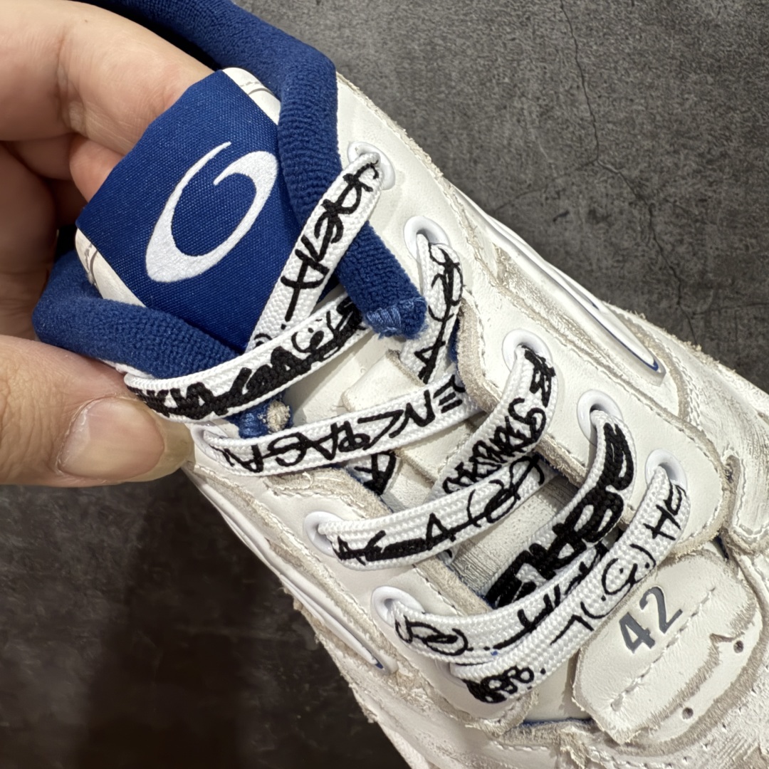 图片[6]-【莞顶礼盒版】Balenciag 巴黎世家18代 最新Hamptons系列 情侣款 破损 做旧 休闲 运动鞋 莞产出品 非工厂出货 品质细节比工厂版本都要好很多 自行对比 原版购入开发做货 配送专柜精美包装手提袋🛍📦 ▪️面料： 原版定制进口头层牛皮 ▪️内里：进口透气毛巾绒里 ▪️鞋底：原版开模防滑橡胶材质 ▪️底厚：3CM ▪️尺码： 女款35-41 / 男款39-45-选品中心