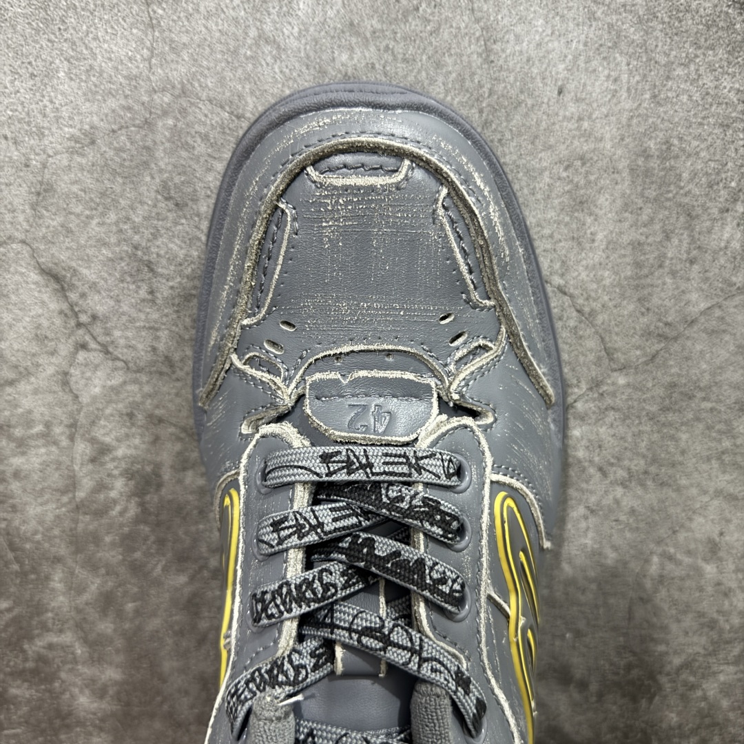 莞顶礼盒版Balenciag 巴黎世家18代 最新Hamptons系列 情侣款 破损 做旧 休闲 运动鞋