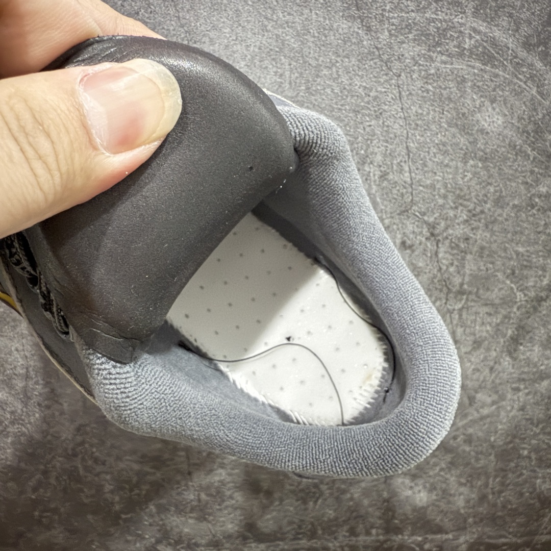 图片[8]-【莞顶礼盒版】Balenciag 巴黎世家18代 最新Hamptons系列 情侣款 破损 做旧 休闲 运动鞋 莞产出品 非工厂出货 品质细节比工厂版本都要好很多 自行对比 原版购入开发做货 配送专柜精美包装手提袋🛍📦 ▪️面料： 原版定制进口头层牛皮 ▪️内里：进口透气毛巾绒里 ▪️鞋底：原版开模防滑橡胶材质 ▪️底厚：3CM ▪️尺码： 女款35-41 / 男款39-45-选品中心