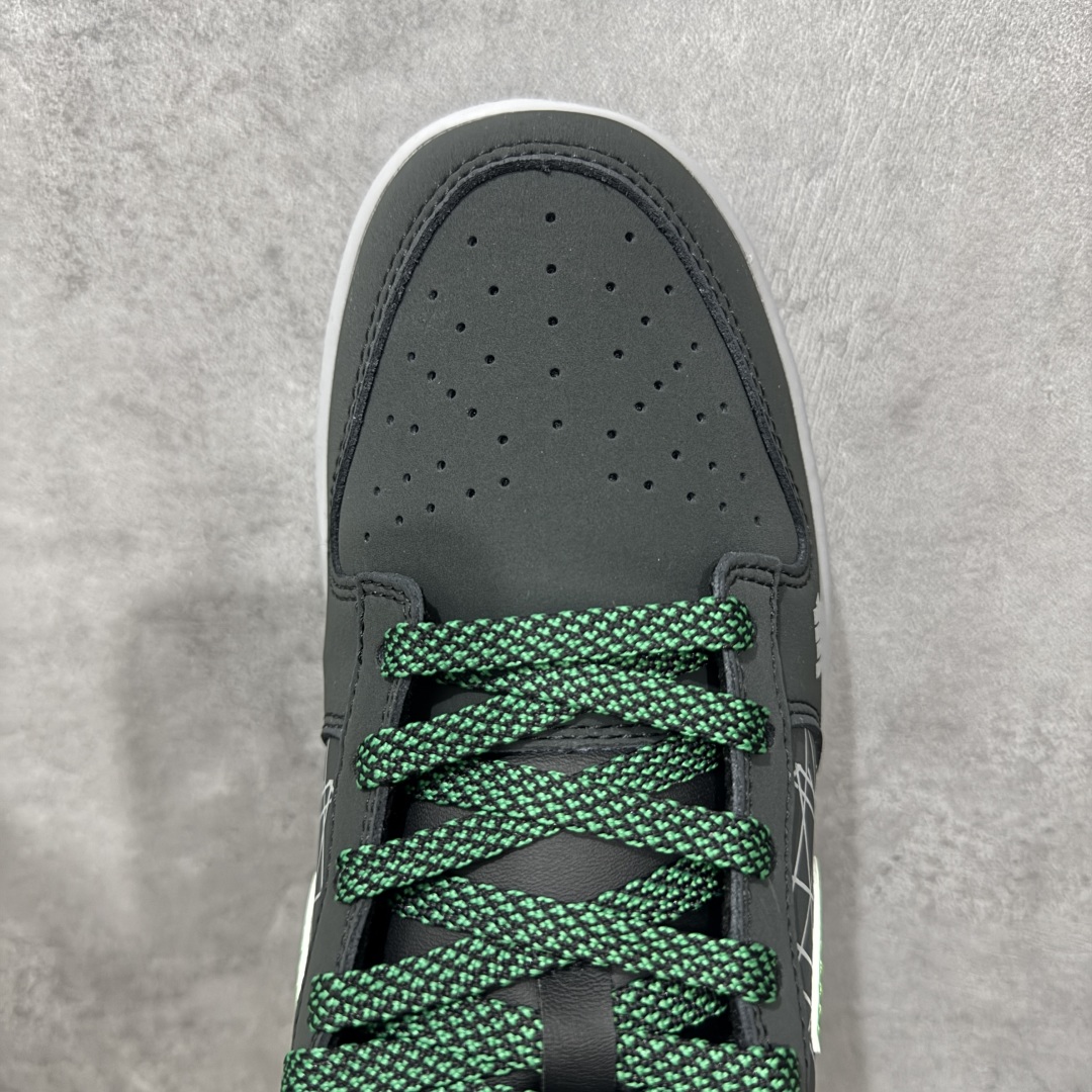图片[5]-【定制版】Nike SB Dunk Low UN联名 创意黑绿勾 高端定制 低帮休闲板鞋  #定制鞋盒 大厂纯原品质出货 超高清洁度 皮料切割干净无任何毛边 细节完美 货号：QW5836-019  尺码：36 36.5 37.5 38 38.5 39 40 40.5 41 42 42.5 43 44 44.5 45-选品中心