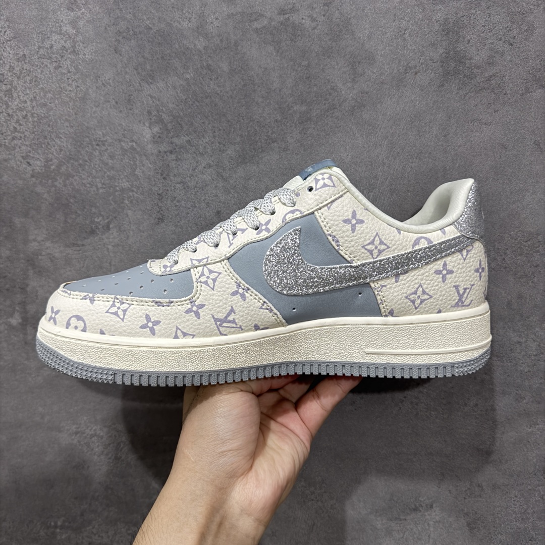 定制版NIke Air Force 1 '07 Low “LV联名——闪银勾”空军一号 低帮 运动鞋 休闲鞋  DF0188-078