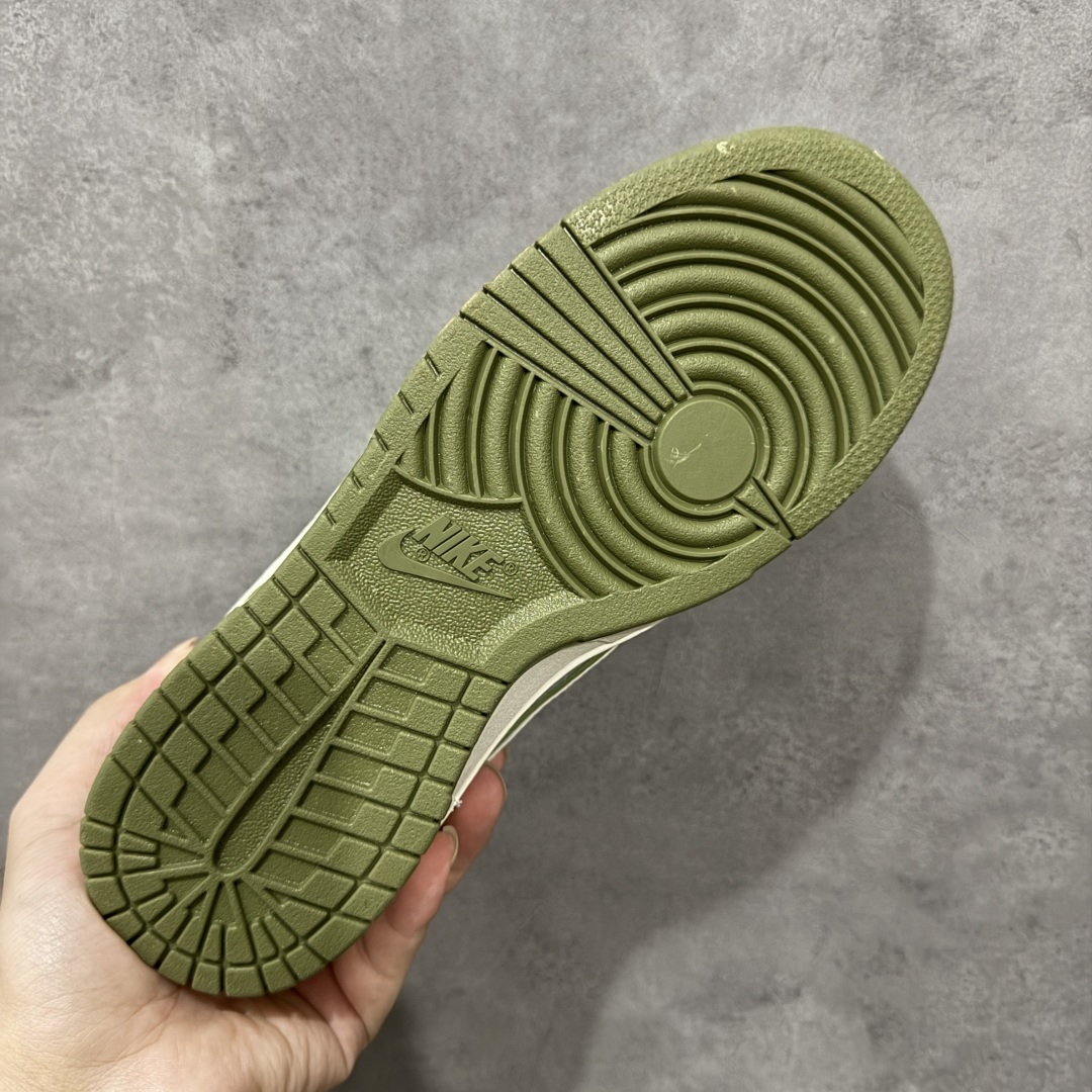 图片[9]-【定制版】NIKE SB Dunk Low RETRO x LABUBU 绿白 纯原大厂出品 极力推荐 原装头层材料 独家版型蒸餾加工 帶來的是更好的视觉和脚感体验 大厂纯原品质出货 清洁度 电绣工艺 皮料切割干净无任何毛边 细节完美 货号：DS6608 008 尺码：36 36.5 37.5 38 38.5 39 40 40.5 41 42 42.5 43 44 44.5 45-选品中心