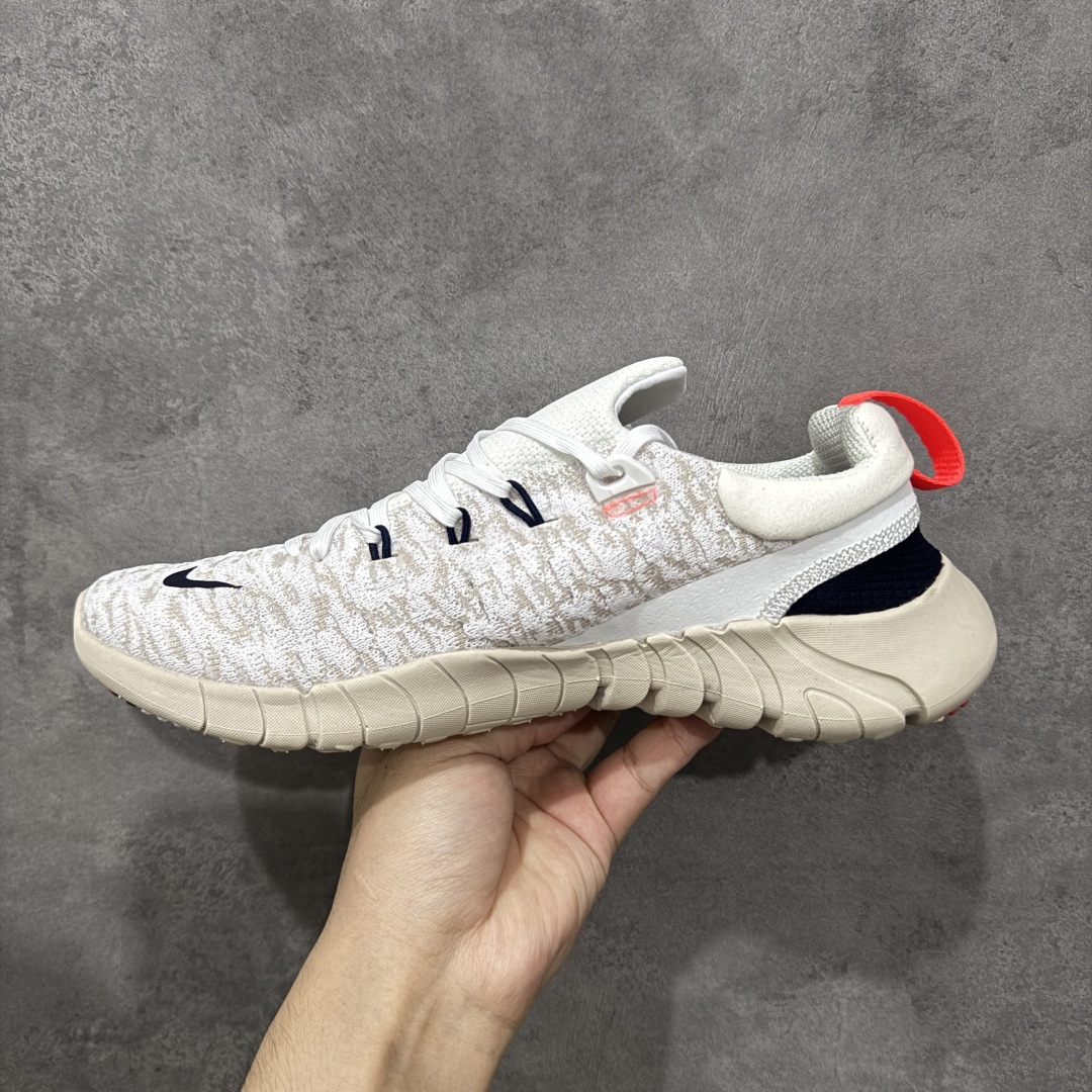 图片[2]-【公司级】Nike Free RN 5.0 Next Nature 5.0 赤足跑鞋 CZ1884-103 环保系列针织轻便透跑步鞋可缔造袜子般的贴合感受和轻盈脚感，助你在跑步、训练和日常活动之间自如切换。按重量计算，该鞋款至少含有 20% 的再生材料，集跑者喜爱的柔韧灵活性和稳固贴合设计于一身，打造出色近地感。泡绵经革新升级，轻盈柔软，回弹响应，助你舒适畅动 尺码：36 36.5 37.5 38 38.5 39 40 40.5 41 42 42.5 43 44 45-选品中心