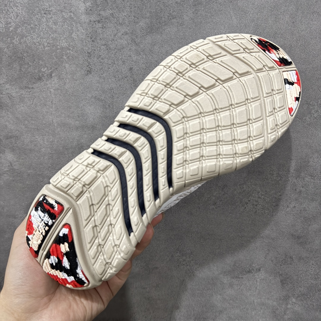 图片[9]-【公司级】Nike Free RN 5.0 Next Nature 5.0 赤足跑鞋 CZ1884-103 环保系列针织轻便透跑步鞋可缔造袜子般的贴合感受和轻盈脚感，助你在跑步、训练和日常活动之间自如切换。按重量计算，该鞋款至少含有 20% 的再生材料，集跑者喜爱的柔韧灵活性和稳固贴合设计于一身，打造出色近地感。泡绵经革新升级，轻盈柔软，回弹响应，助你舒适畅动 尺码：36 36.5 37.5 38 38.5 39 40 40.5 41 42 42.5 43 44 45-选品中心