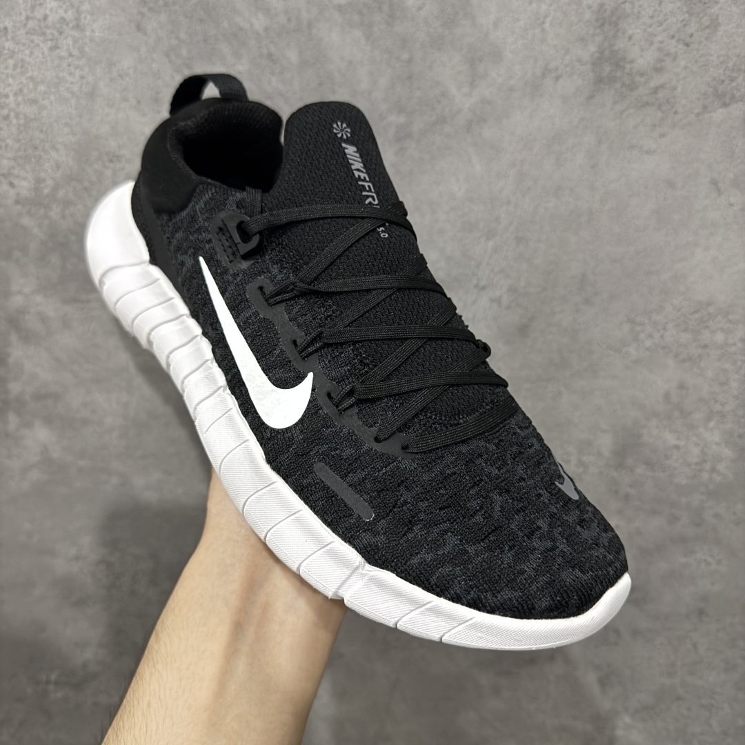 图片[3]-【公司级】Nike Free RN 5.0 Next Nature 5.0 赤足跑鞋 CZ1884-001 环保系列针织轻便透跑步鞋可缔造袜子般的贴合感受和轻盈脚感，助你在跑步、训练和日常活动之间自如切换。按重量计算，该鞋款至少含有 20% 的再生材料，集跑者喜爱的柔韧灵活性和稳固贴合设计于一身，打造出色近地感。泡绵经革新升级，轻盈柔软，回弹响应，助你舒适畅动 尺码：36 36.5 37.5 38 38.5 39 40 40.5 41 42 42.5 43 44 45-选品中心