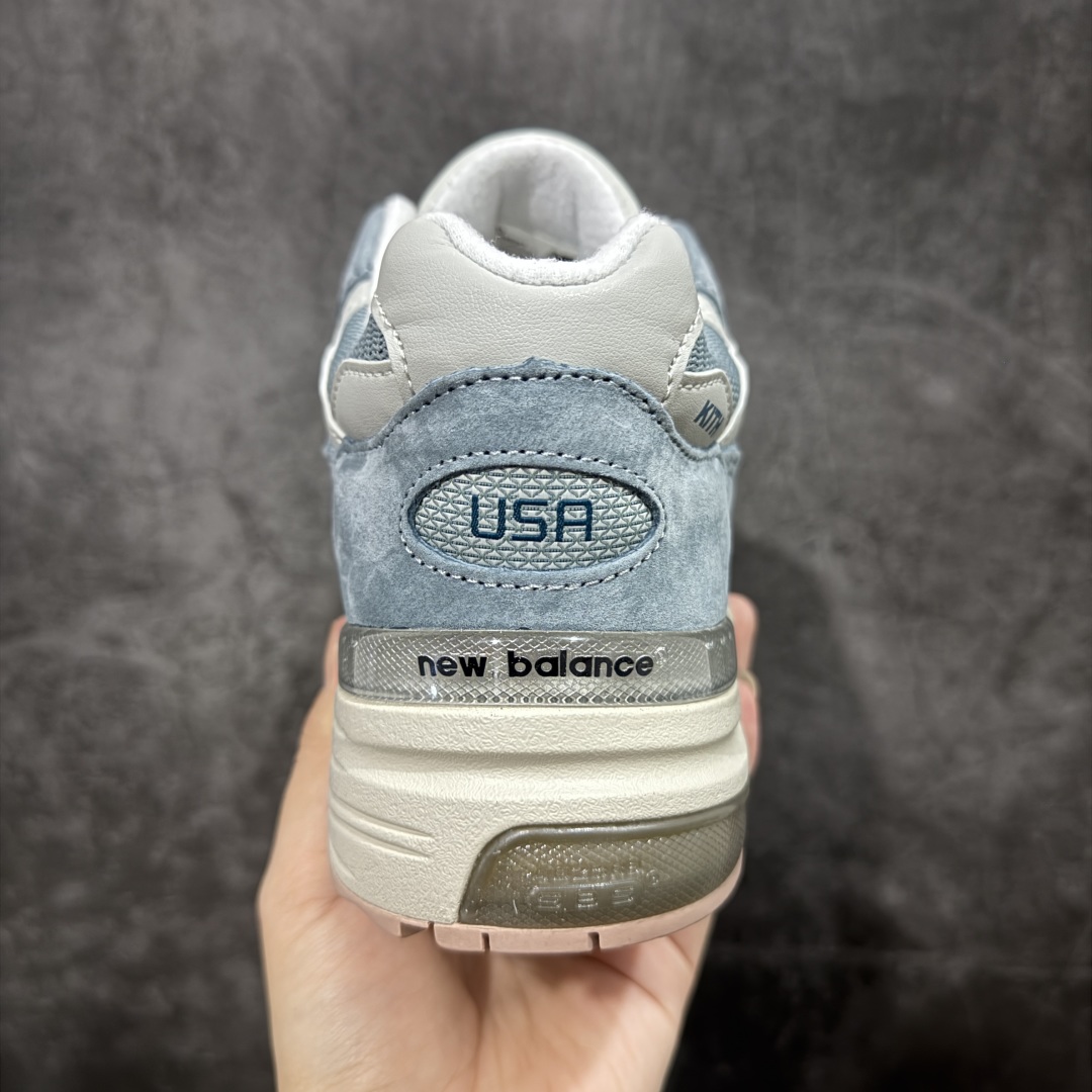 
Kith x New Balance NB992 第一代总统复古慢跑鞋 天蓝 U992KT

原鞋购