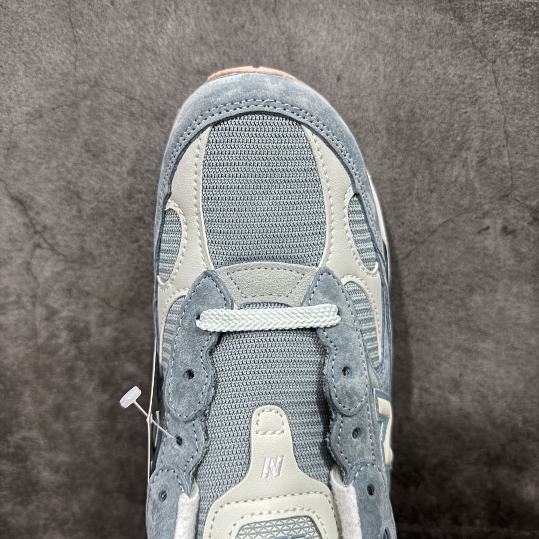  
Kith x New Balance NB992 第一代总统复古慢跑鞋 天蓝 U992KT

原鞋购